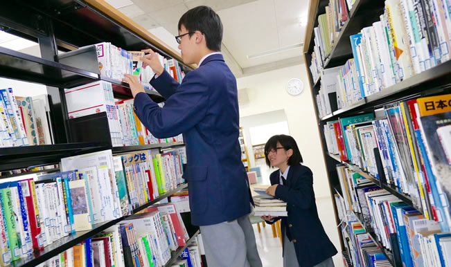 図書・文芸部